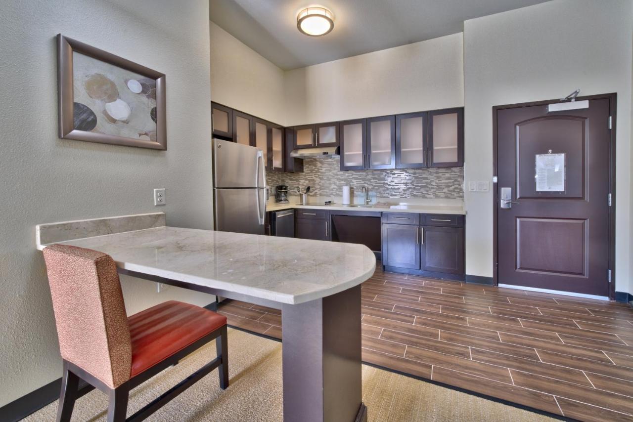 Staybridge Suites Lubbock South By Ihg Екстериор снимка
